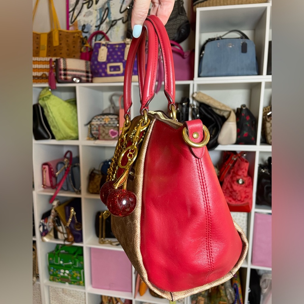 Coach Elise Satchel in Signature Tan Jacquard & Red Apple 🍎 - Picture 7 of 17